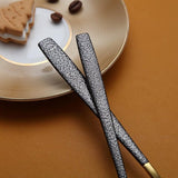 Bestekset, 30 stuks, glanzende gouden kopcoating met zwarte Marsgreep, roestvrij staal, titanium coating, messen, lepels, vorken, bestekset, bestekset voor 6 personen