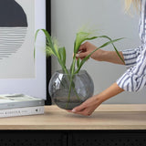 Kogelvaas glas Ø 19 cm H: 15,5 cm planten terrarium vaas grijs glazen vaas ronde vaas kleurrijke vis kom deco grijze vaas hydrocultuur vaas ronde vaas kandelaar | Olivia