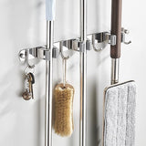 Bezem Mop Houder, RVS Wandgemonteerde Opslag Organizer Tool Metalen Hanger Rack voor Bezems en Dweilen met 1 Mop Clip voor Keuken, Garage, Tuin, Badkamer (3 Rekken 4 Haken)