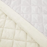 3-delige sprei: de sprei bestaat uit een dekbed van 220 x 240 cm en een kussensloop van 50 x 75 cm.