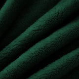 Knuffeldeken 130 x 170 cm, donkergroen, warme pluche deken, fleecedeken, woondeken, bankdeken, superzacht, behaaglijke en aangename microvezel flanellen deken