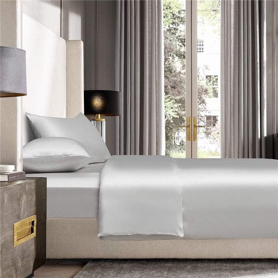 Satijnen beddengoedset, 135 x 200 cm, wit, eenkleurig, 2-delig, luxe, aangenaam dekbedovertrek met ritssluiting en kussensloop 80 x 80 cm