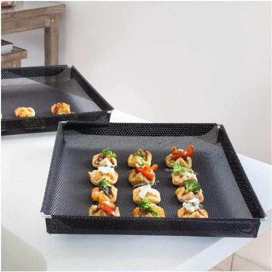 Bakplaat - grillpannetje - ovenplaat - stoofpan - pizzaplaat - grillschaal - ovenschaal - geperforeerde plaat oven - vetvrij heteluchtgaren - patat voor oven (28 x 35 x 4 cm)