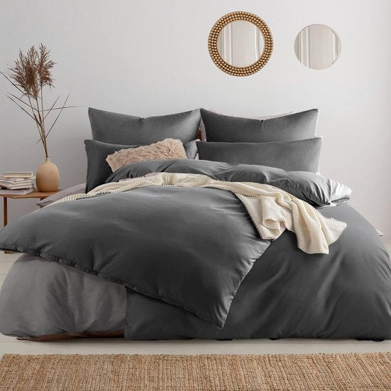 Beddengoed 135 x 200 cm, 6-delig, antraciet, 2 dekbedovertrekken 135 x 200 cm + 2 kussenslopen 80 x 80 cm + 2 kussenslopen 40 x 80 cm, zacht en strijkvrij, microvezel, met ritssluiting