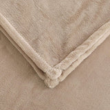 Fleecedeken/knuffeldeken - flanel, extra zacht en warm - kreukbestendig/verkleurt niet, te gebruiken als bedsprei of deken op de bank - 150 x 200 cm - Beige