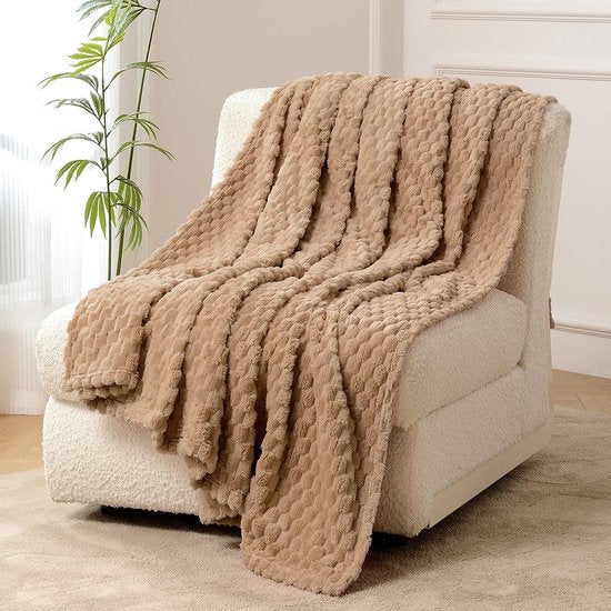 Fleece knuffeldeken, extra zachte wollige dekens, lichte, gezellige microvezel bankdeken/wollen deken voor kantoor, stoel en camping, 130 x 150 cm, camel