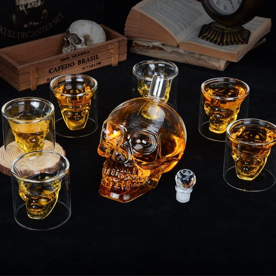 Schedel glazen set, whisky karaf cadeauset voor mannen - hoog borosilicaatglas 550 ml decanteerfles en 6 kleine wijnglazen (75ml) creatieve wijnset