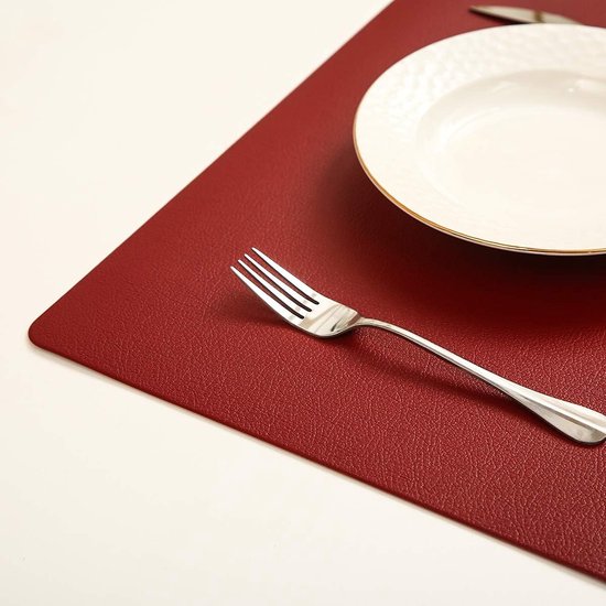 Set van 6 placemats en 6 onderzetters veeg schoon antislip PVC hittebestendige placemats voor keukentafel 30*45cm rood wijnrood