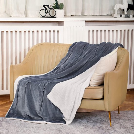 Knuffeldeken, microvezel, dubbelzijdig zacht, warme deken, sofadeken, fleecedeken voor binnen en buiten, bankdeken, woondeken, 150 x 200 cm, grijs