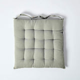 Set van 4 stoelkussens 40 x 40 cm, grijs, zitkussen met bandjes en knoopsluiting, effen kussens voor stoelen met overtrek van 100% katoen en zachte polyester vulling, lichtgrijs