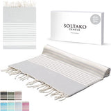 Strandlaken 200 x 200 cm, dunne sprei, bank, bedsprei met franjes, fauteuilovertrek, fouta, strandhanddoek, picknickdeken voor dames en heren, licht (pastelgrijs)