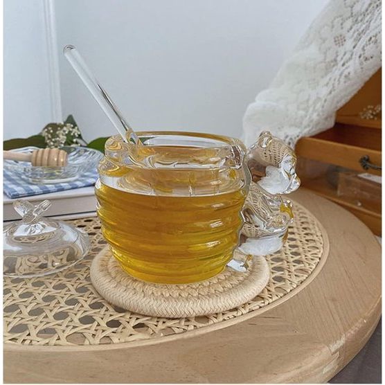 Glass Honey Jar 200ml with Lid for Bee Decoration and Little Bear Decorative Handle for Home Kitchen and Decoration Transparent Honey Pot