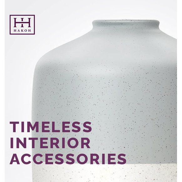 Vaas van zware keramiek in antieke stijl hoogte 14,5 cm - handbeschilderd in matte kleur