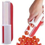 Fruitsnijder - Tomaat/Druif/Kersensnijder, Fruitkeukendecoratie Keukenhulp, Groentesnijder, Keukengereedschap, 20 x 7,5 x 7 cm (Rood)