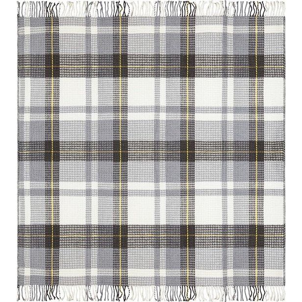 knuffeldekens bestaan uit 58% katoen, 32% acryl, 10% polyester en brengen zo met een afmeting van 150 x 200 cm natuurlijk comfort in de woon- of slaapkamer