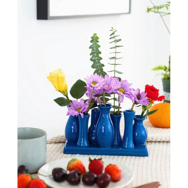 Handgemaakte keramische decoratieve bloemenvazen set van 7 mini-vazen in blauw