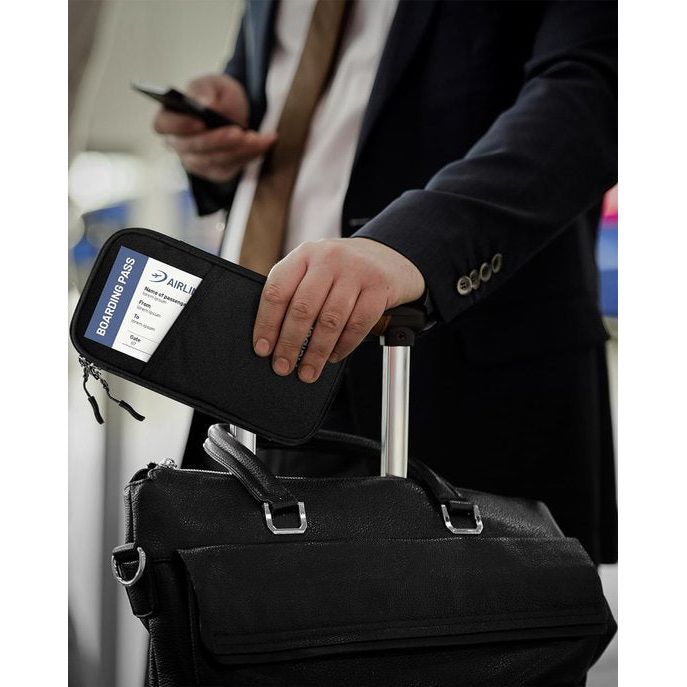 Paspoorttas, RFID Cross-Body paspoortorganizer, waterdichte portemonnee met 3 lagen voor reizen, voor het dragen van ID-kaarten, instapkaart, mobiele telefoon, powerbanks en kaarten, zwart, casual