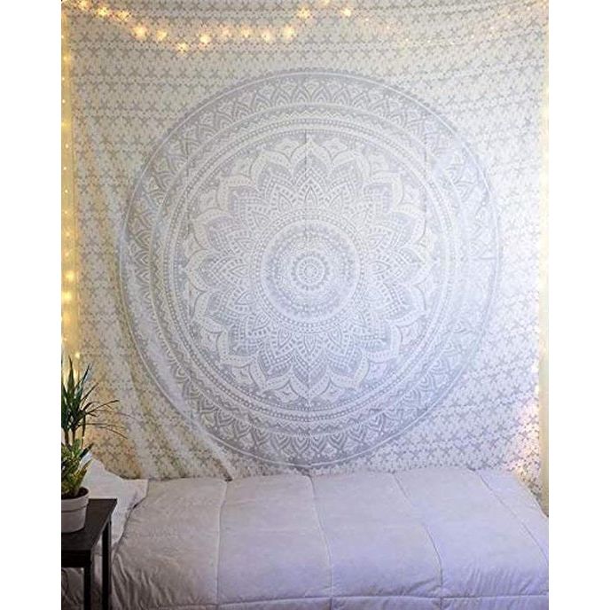Wandtapijt mandala, boho wanddecoratie, wit zilver, esthetische kamerdecoratie, psychedelisch wandtapijt, 132 x 152 cm. Wandtapijt mandala, boho wanddecoratie, wit zilver, esthetische kamerdecoratie, psychedelisch wandtapijt, 132 x 152 cm.