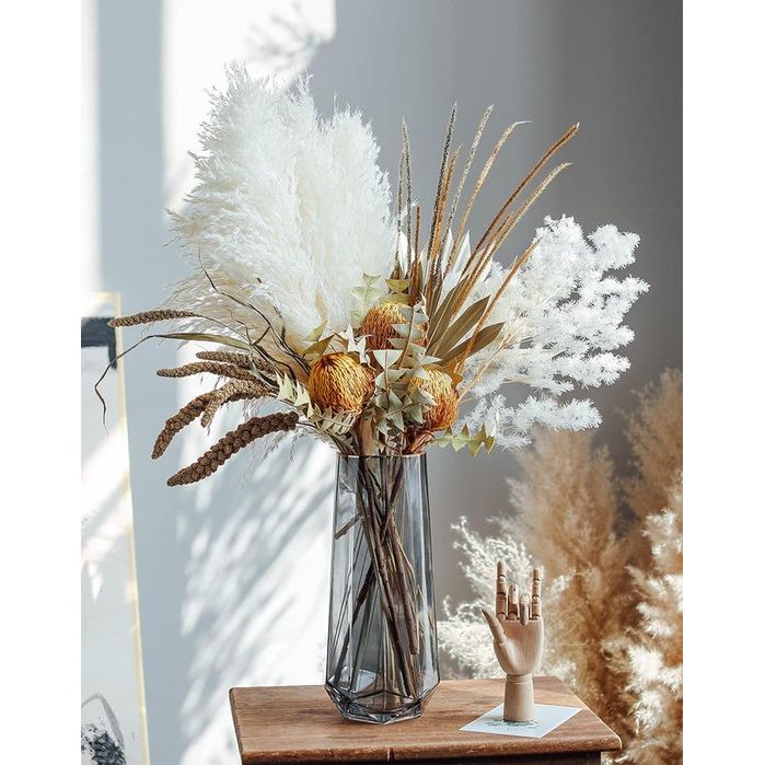 glazen vaas voor huisdecoratie is perfect voor verse bloemstukken zwart