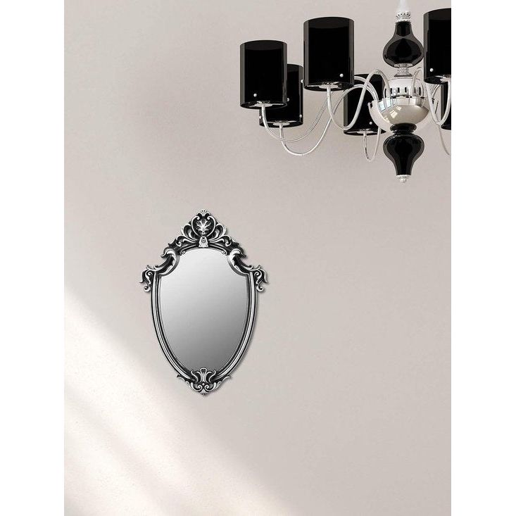 wandspiegel antieke schildvormige spiegel, zilver Translation: wall mirror, antique shield-shaped mirror, silver