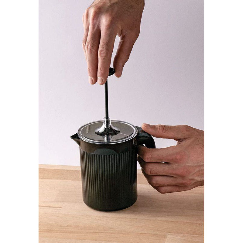 Hierom word je opgelicht met 'opschuimmelk' voor bij de koffie Hierom word je opgelicht met 'opschuimmelk' voor bij de koffie