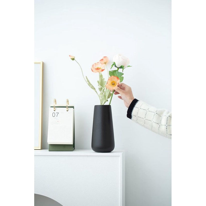 Zwarte vaas 20 cm hoog, moderne bloemenvazen ​​van keramiek voor tafeldecoratie binnenshuis, decoratieve vazen ​​voor pampasgras