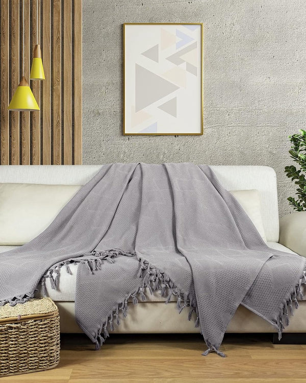 Premium sprei met handgeknoopte franjes, 100% katoen, 150 x 220 cm, wafelpiqué zomerdeken, katoenen deken als bedsprei, banksprei en bankdeken, grijs